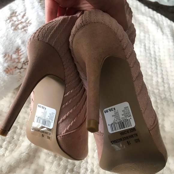 ✨Mauve heeled ankle booties - Picture 5 of 6